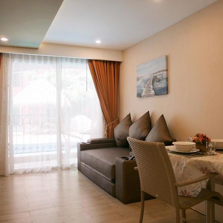 חוף ג'ומטיין Seven Seas Pattaya Poolside Room ห้องติดสระ מראה חיצוני תמונה