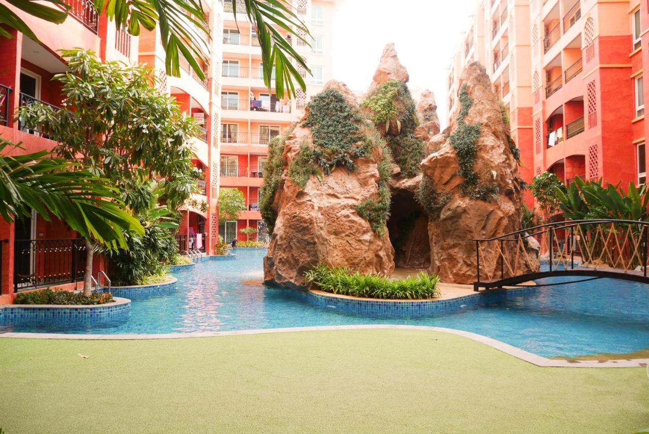 חוף ג'ומטיין Seven Seas Pattaya Poolside Room ห้องติดสระ מראה חיצוני תמונה